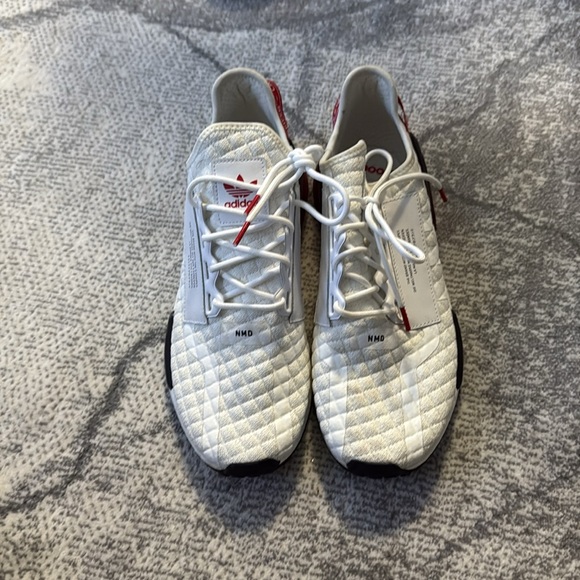 Men’s size 11 shoes - Picture 2 of 6